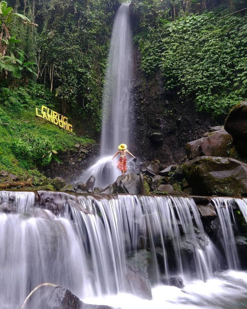 curug landung wisata air kuningan