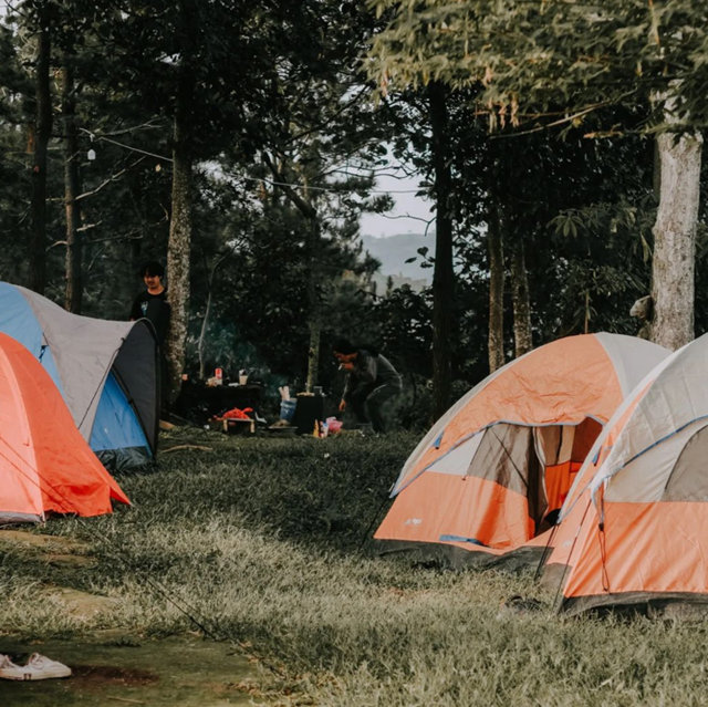 camping di ciwaru source : @bayu_parabayawak