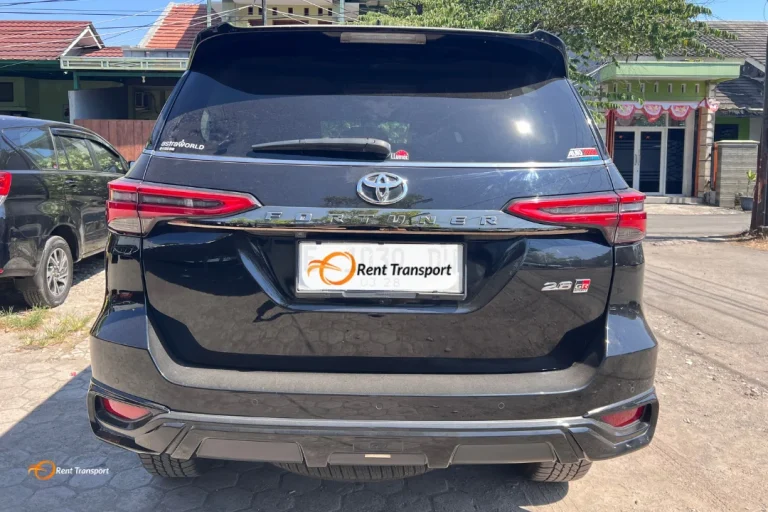 Belakang Toyota Fortuner 2.8 Tipe VRZ