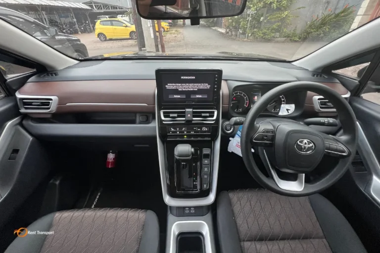 Dashboard Toyota Innova Zenix 2.0 Tipe G
