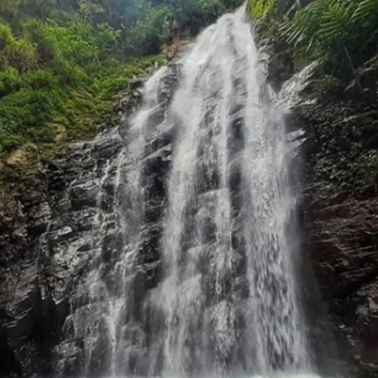 Curug Ibun Pelangi Source: @Wisata Ide