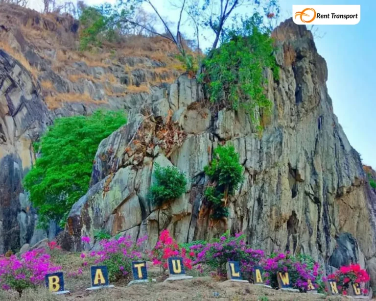 Backround foto source by liburanyuk.co.id
