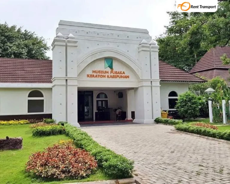 Museum Source by GMap_Keraton Kasepuhan