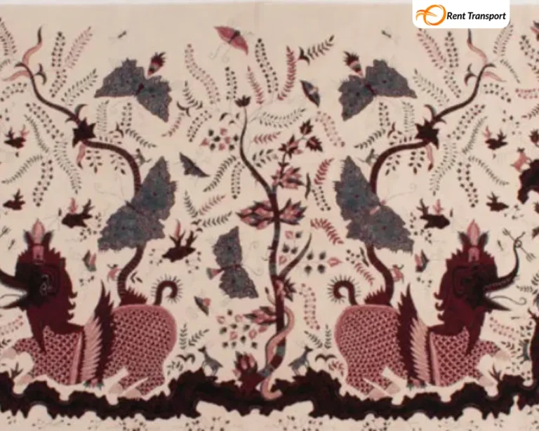 Terdapat Batik Paksi naga Liman source by thephrase.id