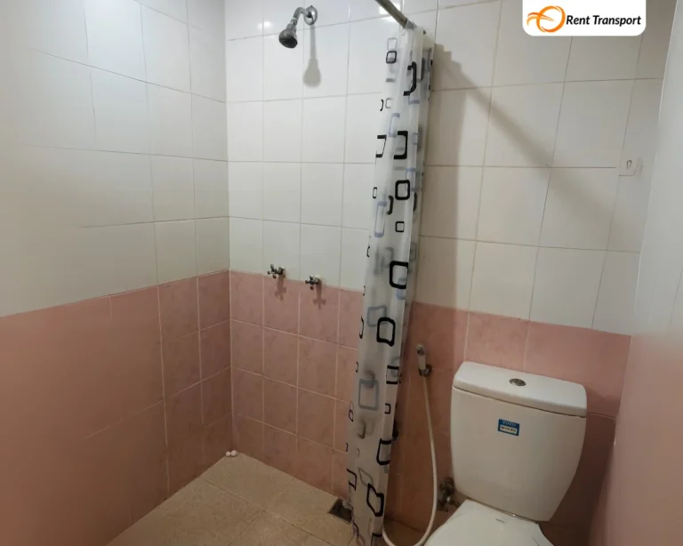 Toilet Deluxe Twin by Belle _Mulliyoo