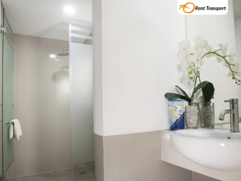 area mandi Suite room double bedsource by- traveloka